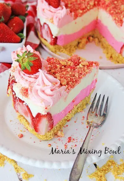 Strawberry Shortcake Cheesecake Recipe by Maria's Mixing Bowl